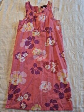 Patagonia girls size 12 shift dress, seam damage on back neck opening VGUC